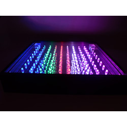 Panel LED z efektem nieskończoności do terapii SI